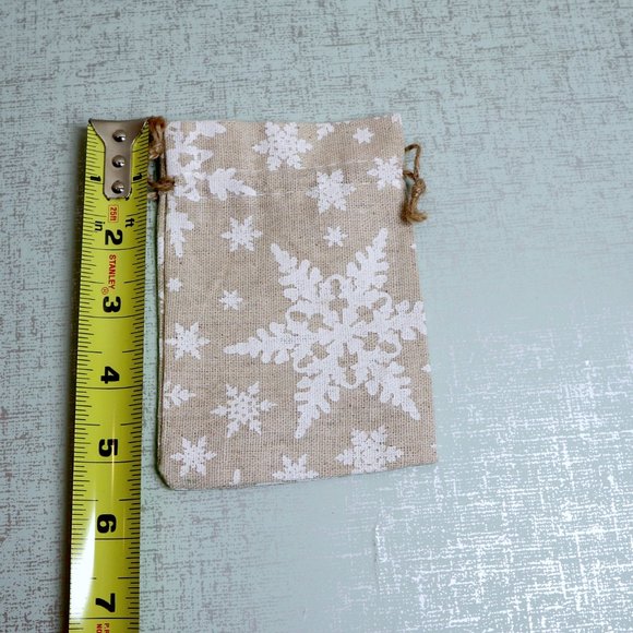 Snowflake Christmas Burlap Bags 4 Days Xmas Countdown Calendar Stocking Bags - Picture 3 of 12